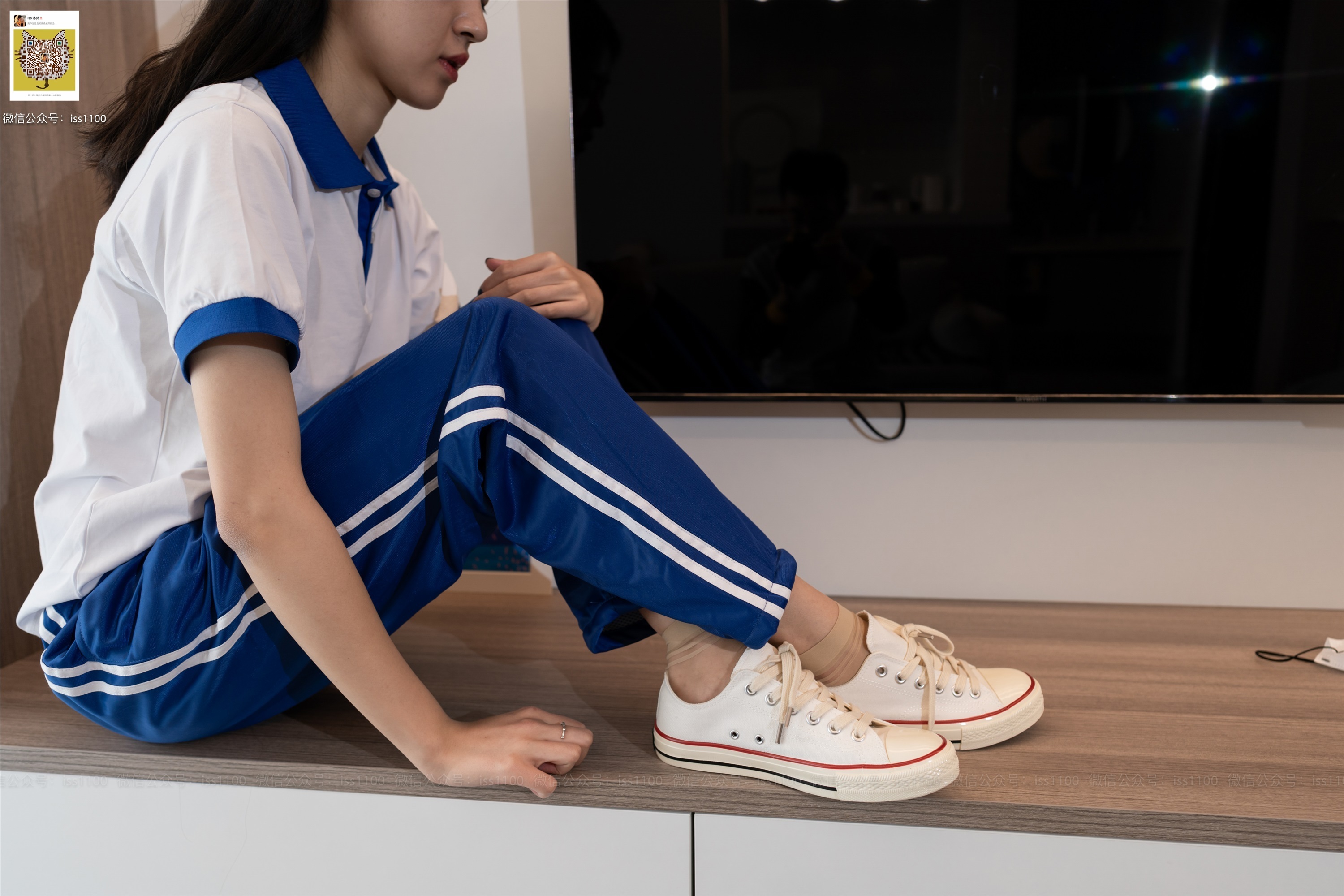 ISS系列 002 佳佳 校服